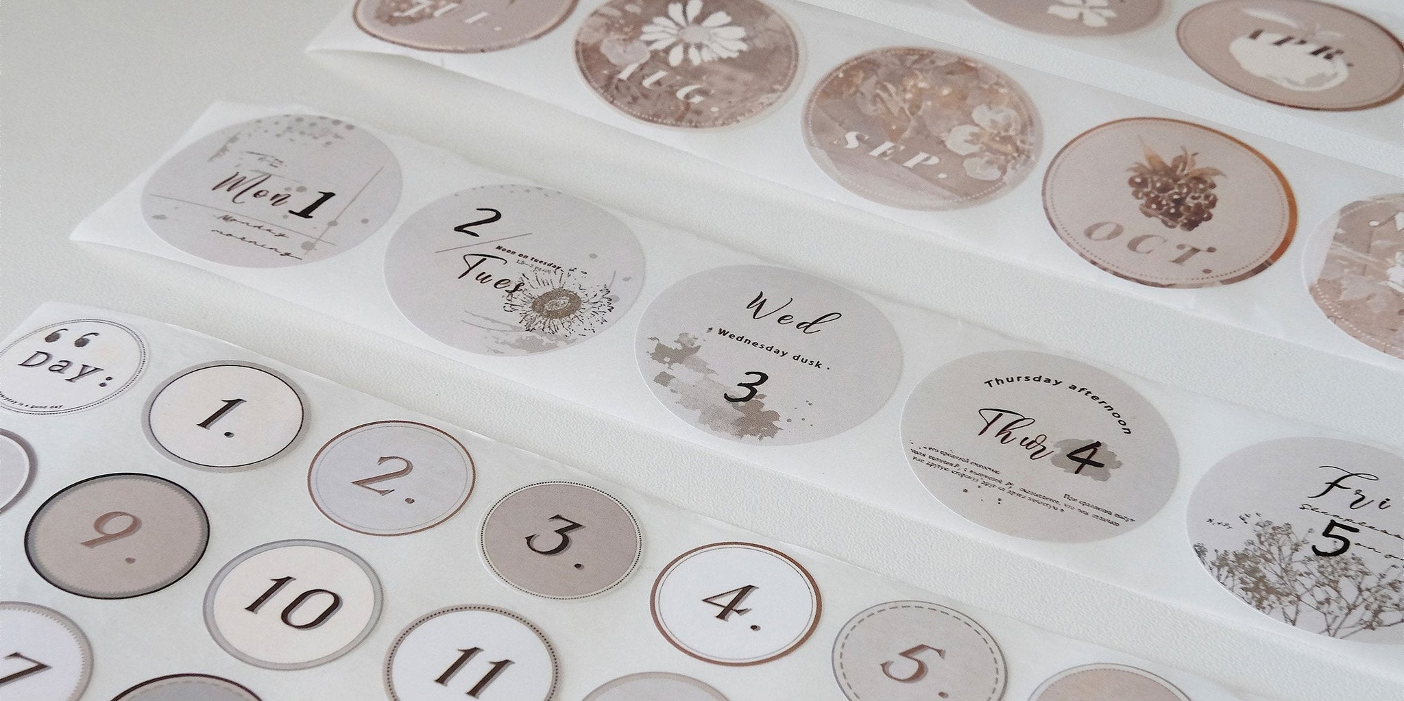 Freckles Tea Sticker Seals: Daily