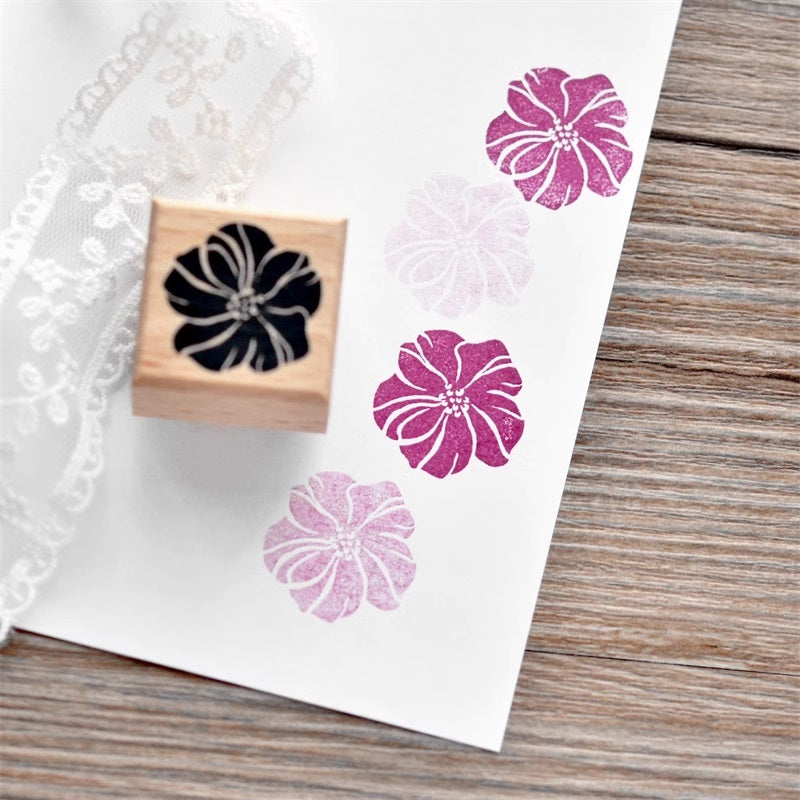 Maru Stationery: Little Flowers Rubber Stamp