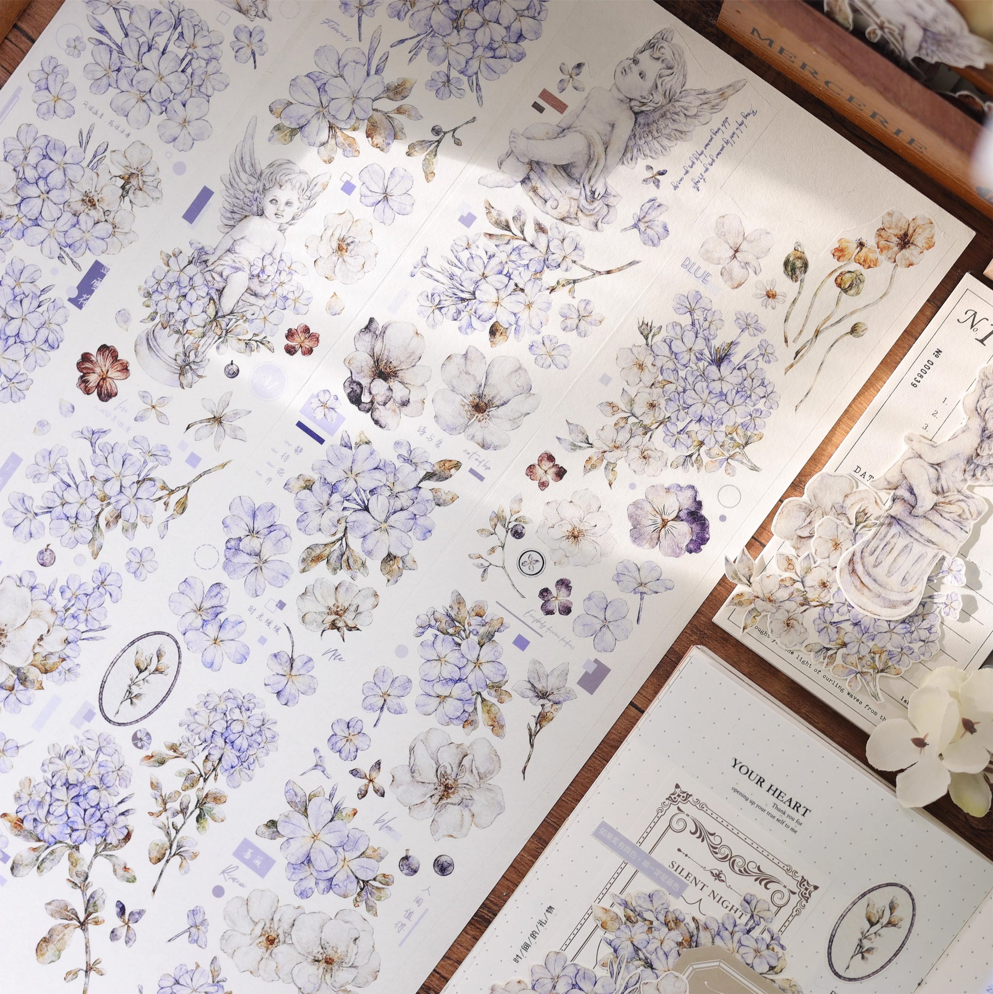 Xiaobai's House Masking Tape: Blue Snow Flowers