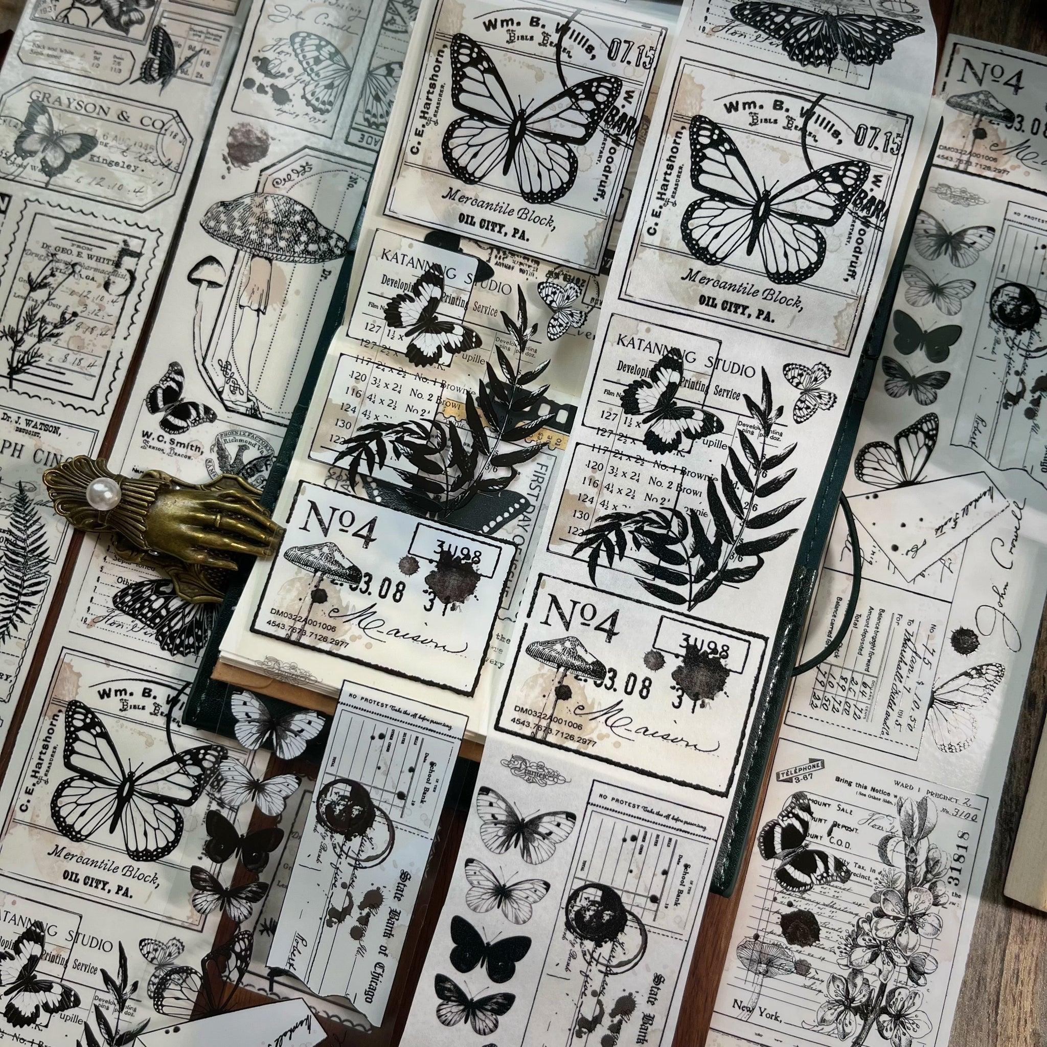 Yier Masking Tape: Butterfly and Letter