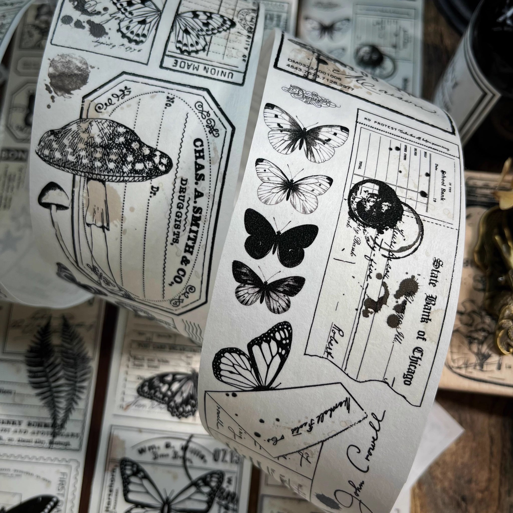 Yier Masking Tape: Butterfly and Letter