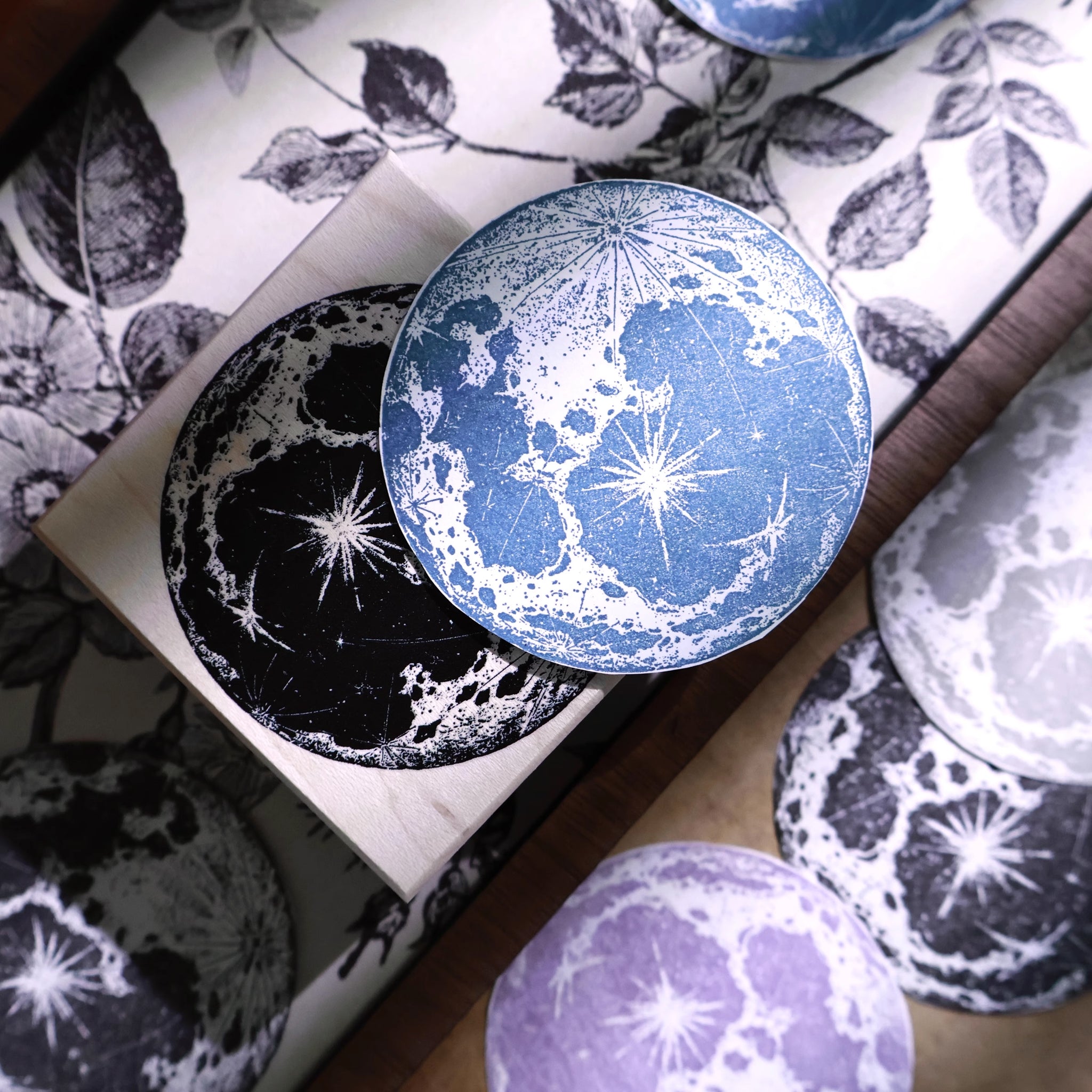 Yier Rubber Stamp: Moon