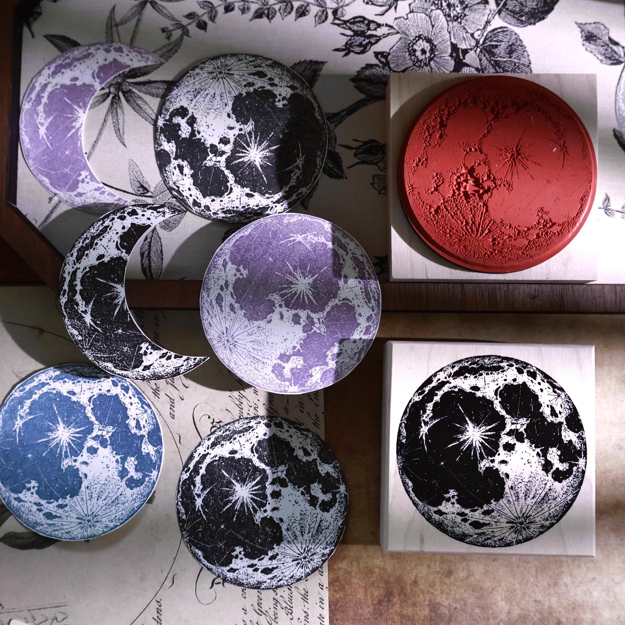 Yier Rubber Stamp: Moon