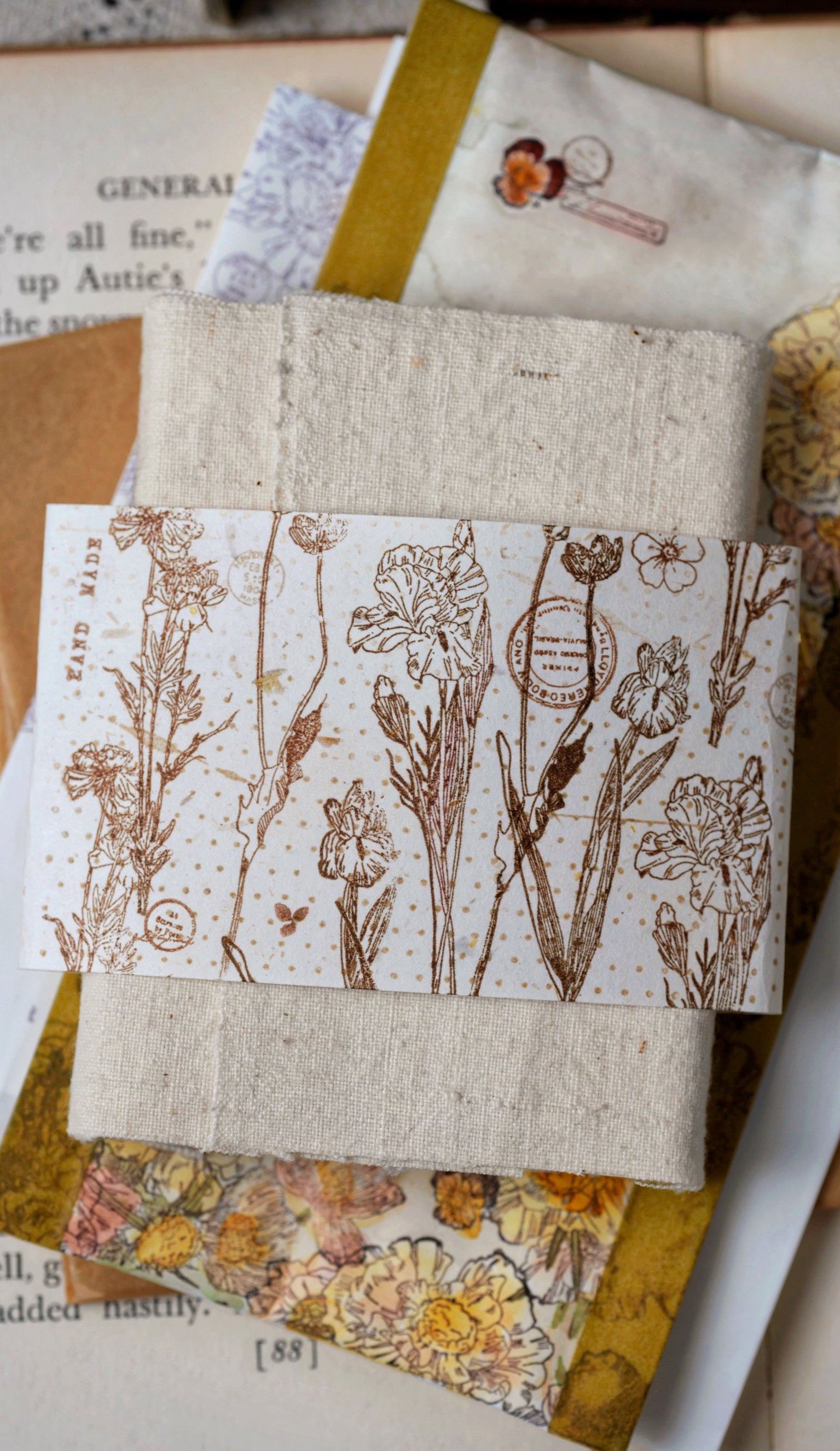 Benchu Studio: Flower Illustration Stamps Set