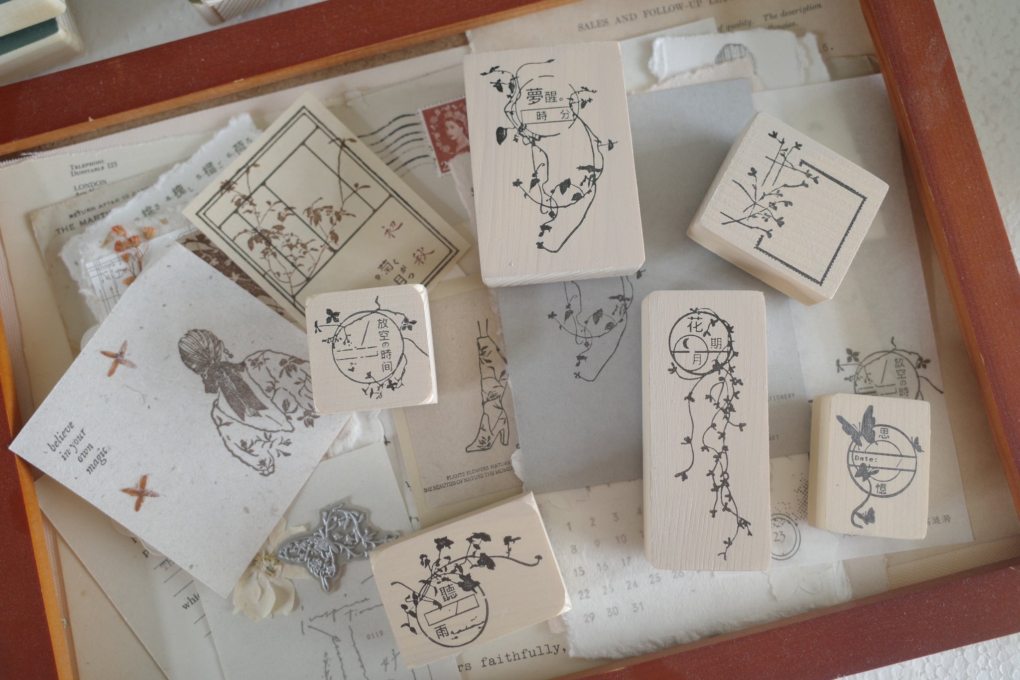 Hanen Studio: Floral Postmark Series Rubber Stamp