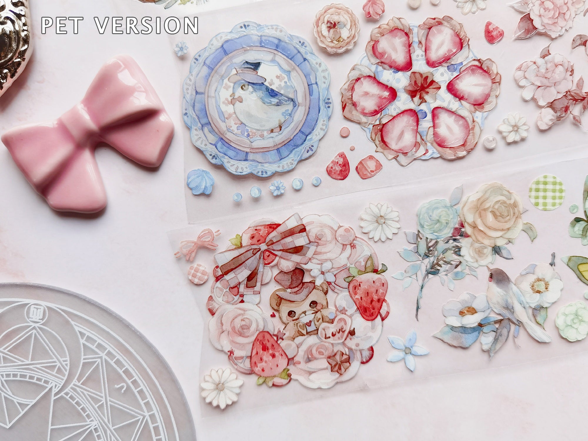 Komos Museum Tape: Birds & Wreaths