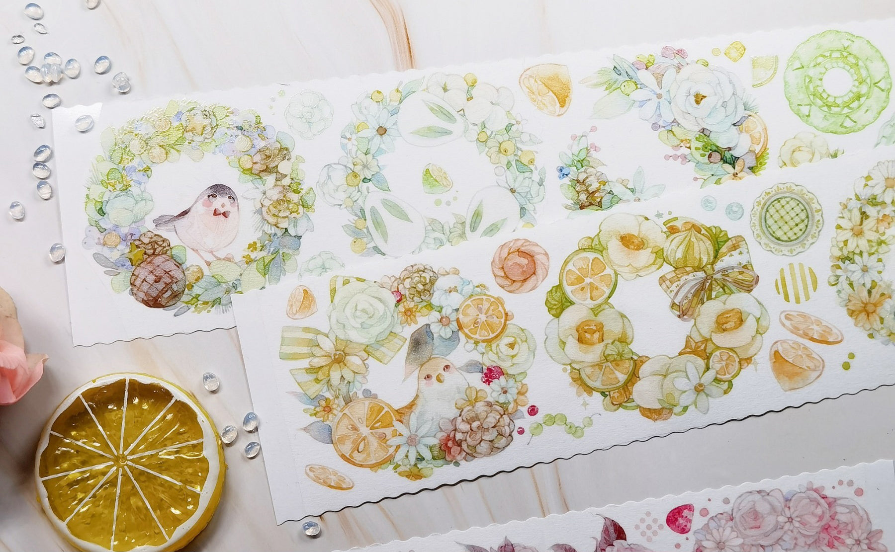 Komos Museum Tape: Birds & Wreaths