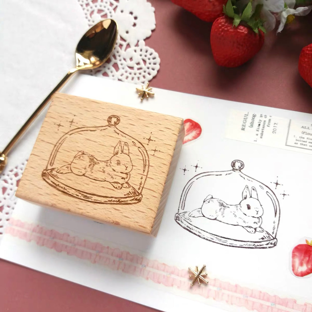 Kumayankee Stamp: Bunny Glass Dome