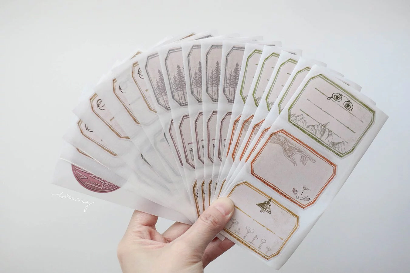 LCN Design Studio: Vintage Label Stickers Set