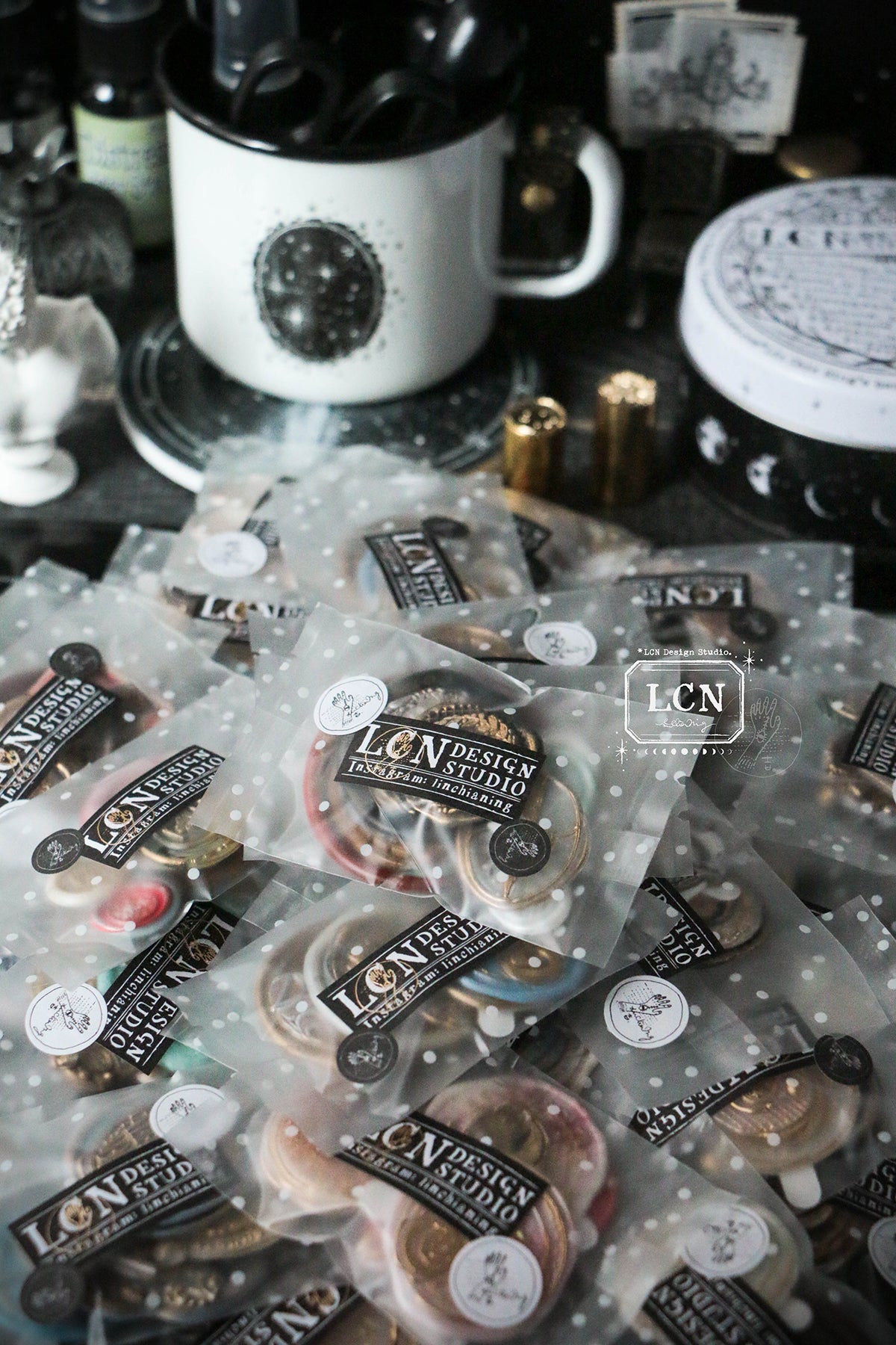 LCN Design Studio: Box of the Moon
