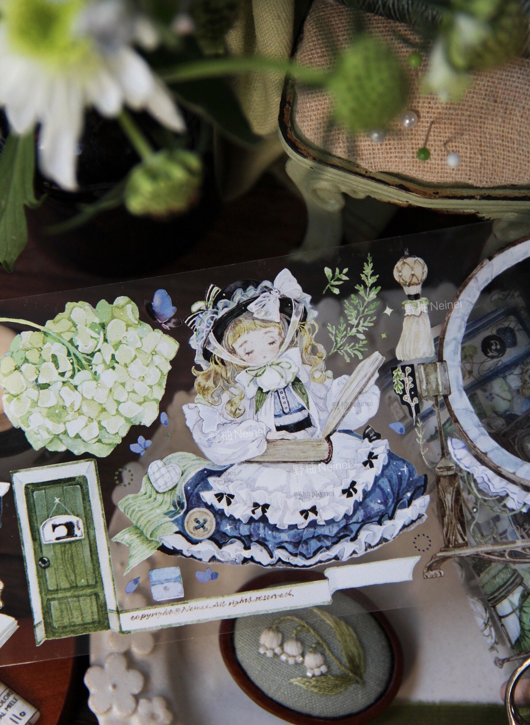 Neinei Illustration Masking Tape: Green Embroidery