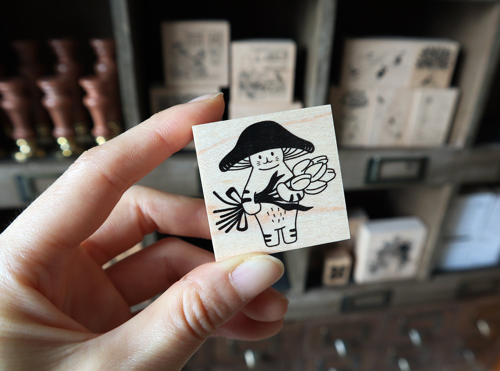 4Legs Rubber Stamp: Mushroom Cats A