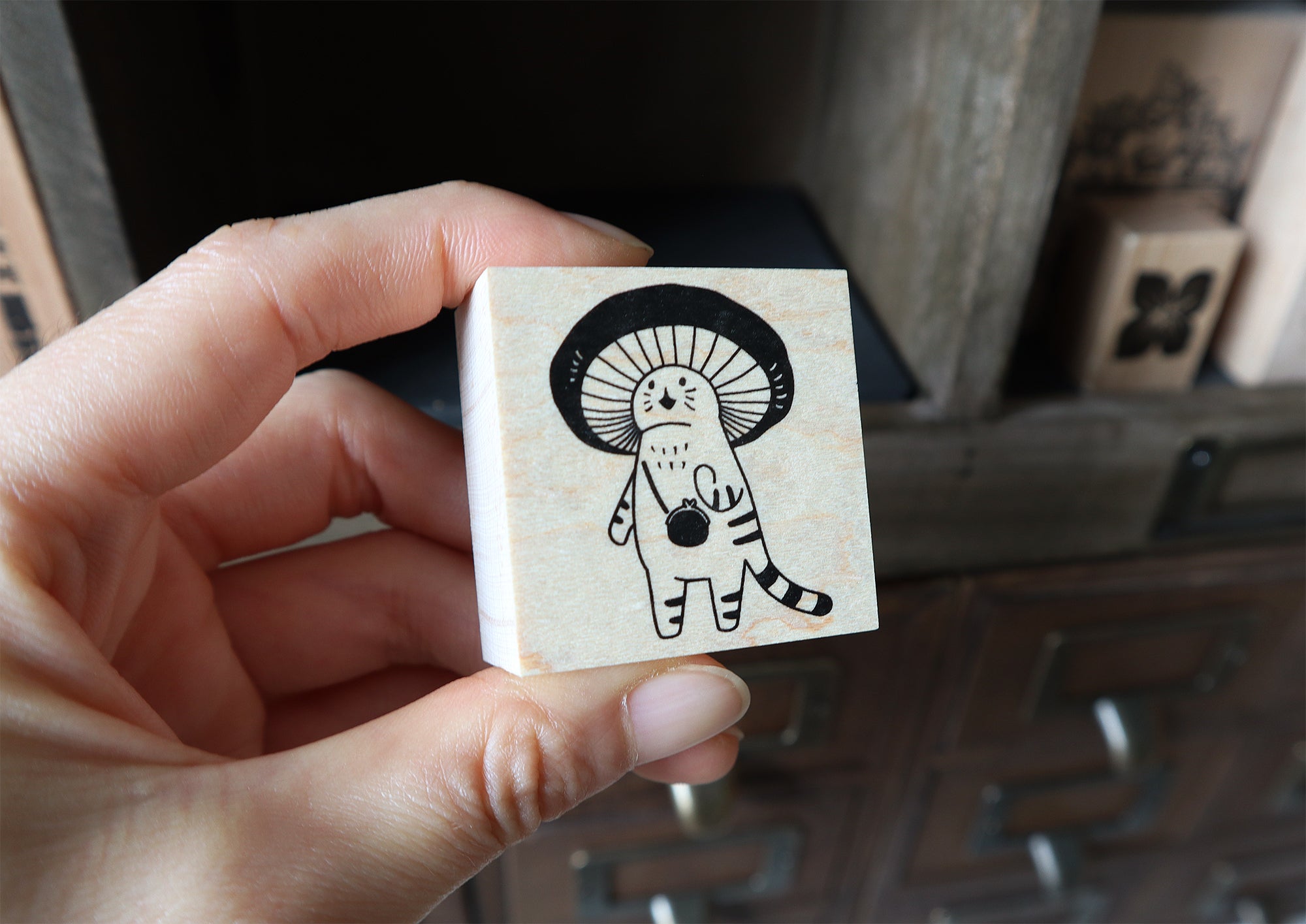 4Legs Rubber Stamp: Mushroom Cats B