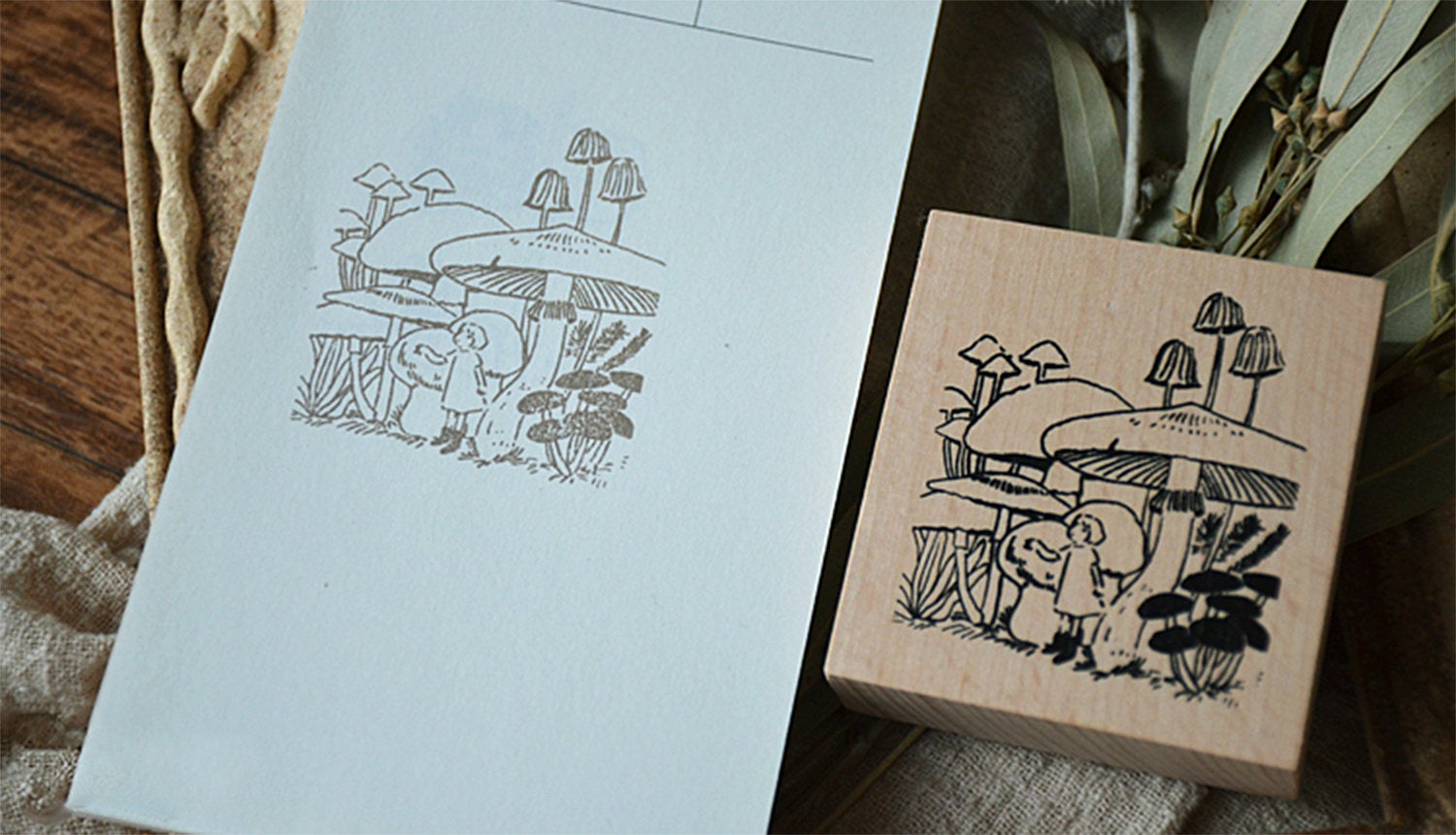 Yowoo Studio Rubber Stamp: Mailbox & Mushroom Forest