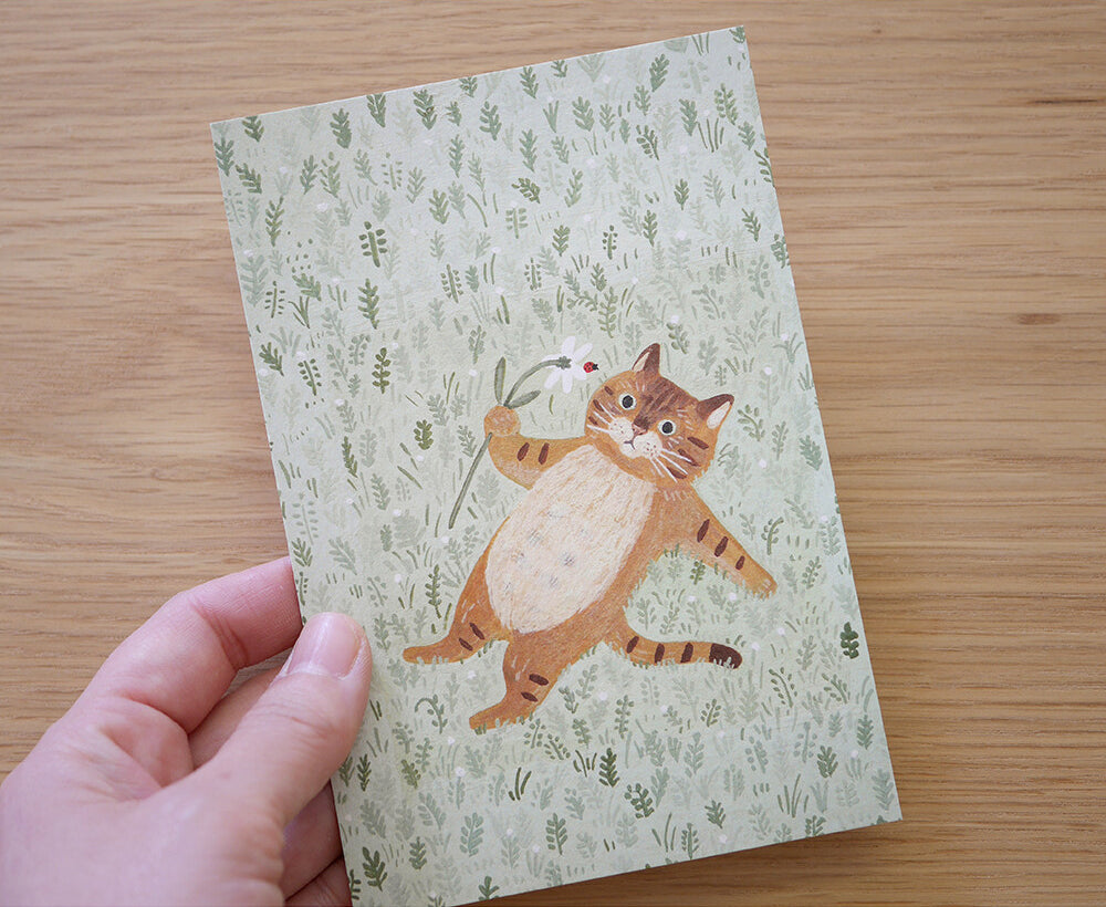 4Legs Postcard: Cat in Grass Field