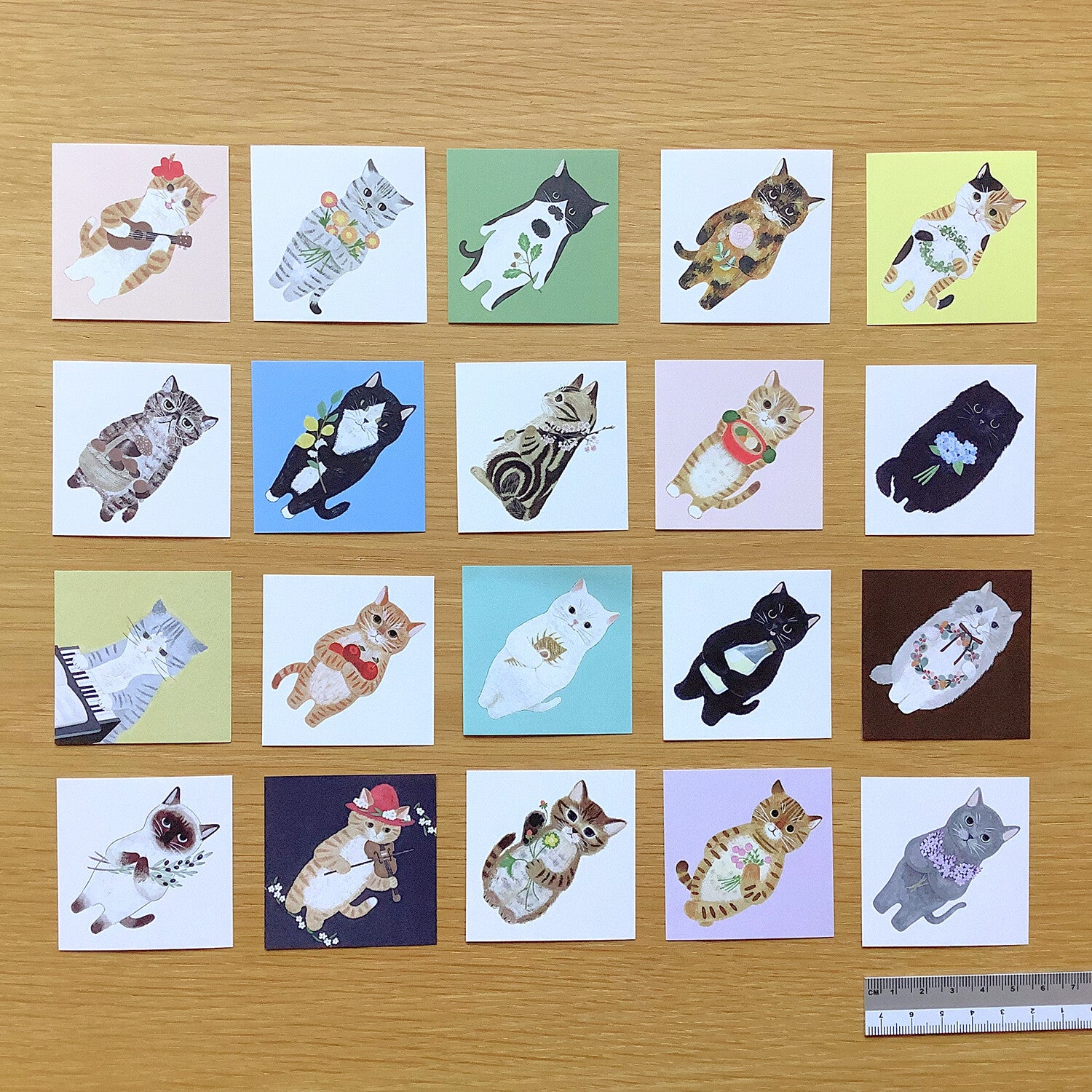 4Legs Tiny Letter Paper: Cats