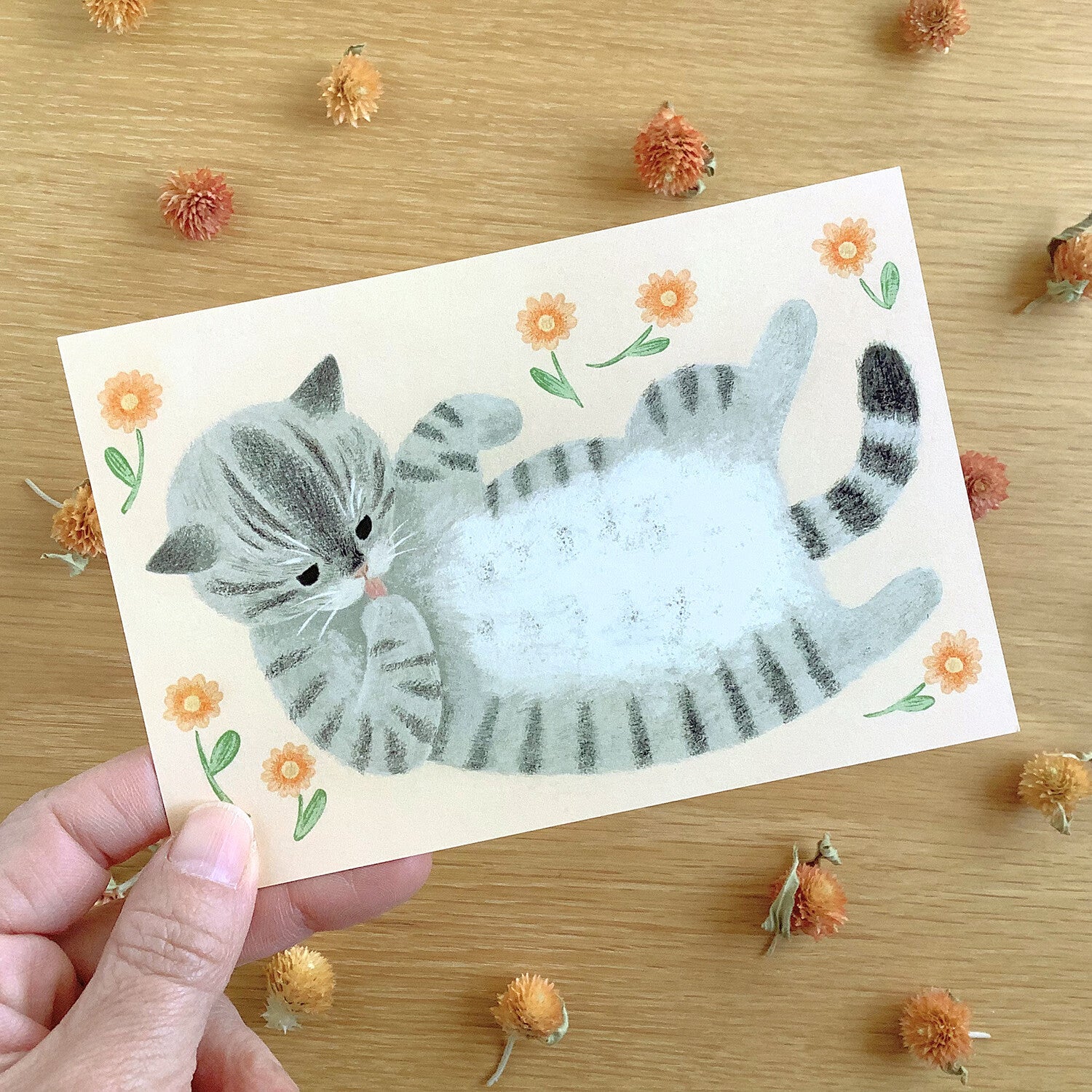 4Legs Postcard: Licking Paws