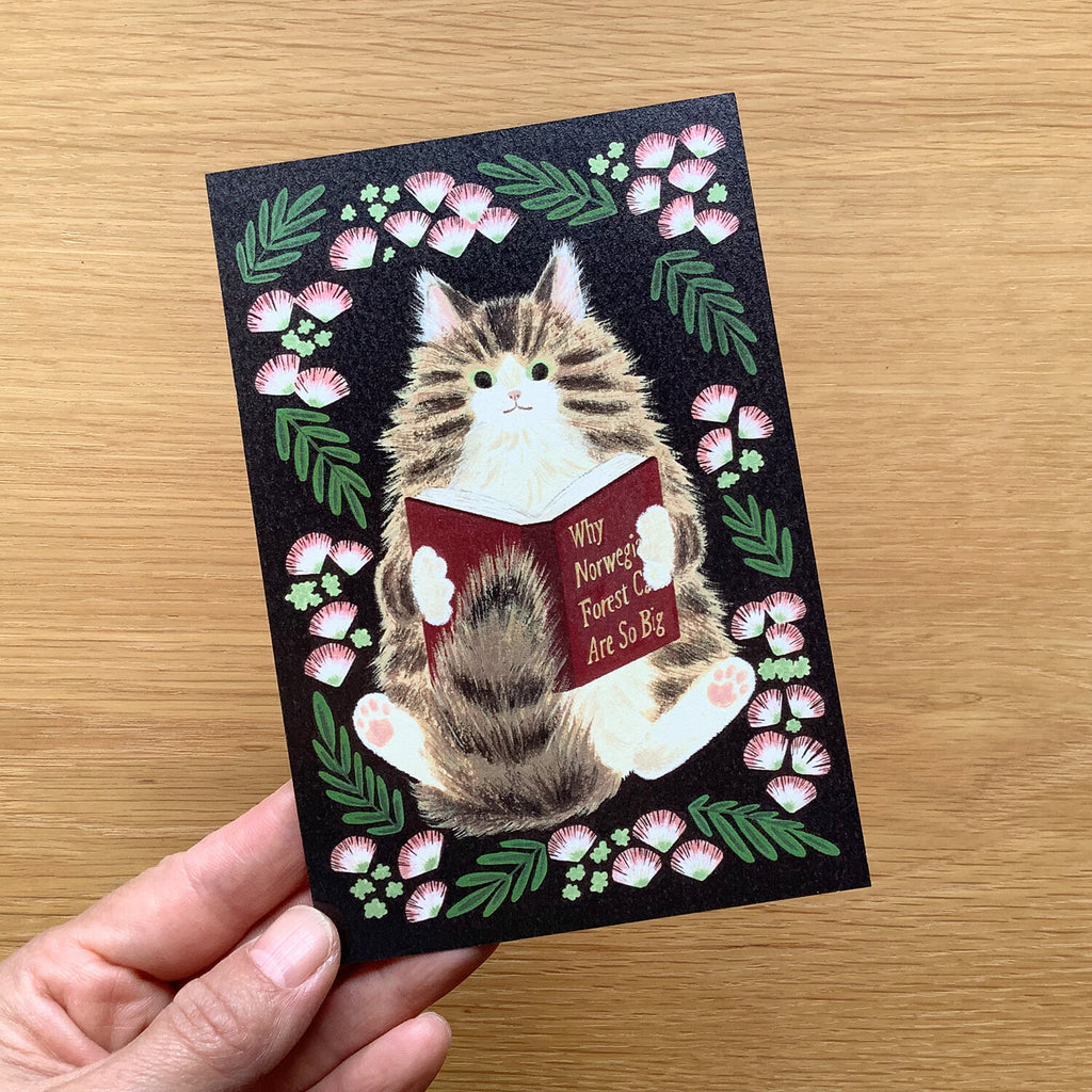 4Legs Postcard: Norwegian Cat Reading a Book