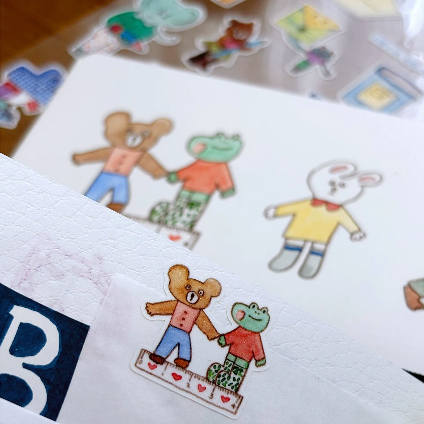 Bieguan Sticker Sheet: Stationery Animals