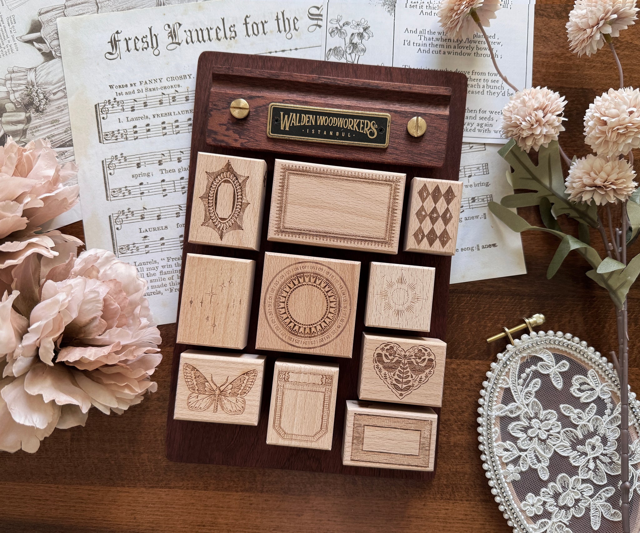 Cheeserabbit Studio: Ornate Frames Wooden Stamps