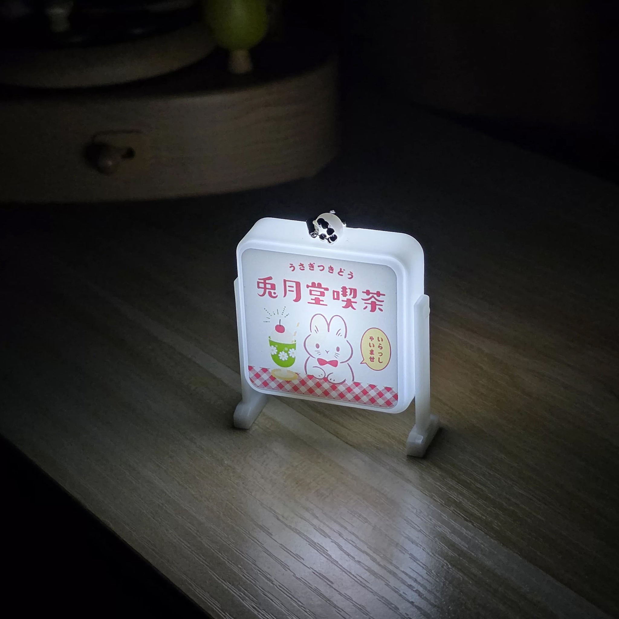 Kumayankee Keychain: Moon Rabbit's Tea Parlor