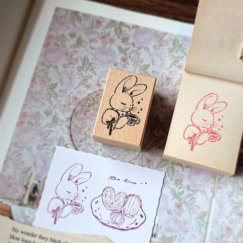 Kumayankee Stamp: Bunny Teapot