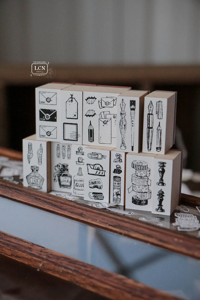 LCN Design Studio: On the Desk II Stamps Set