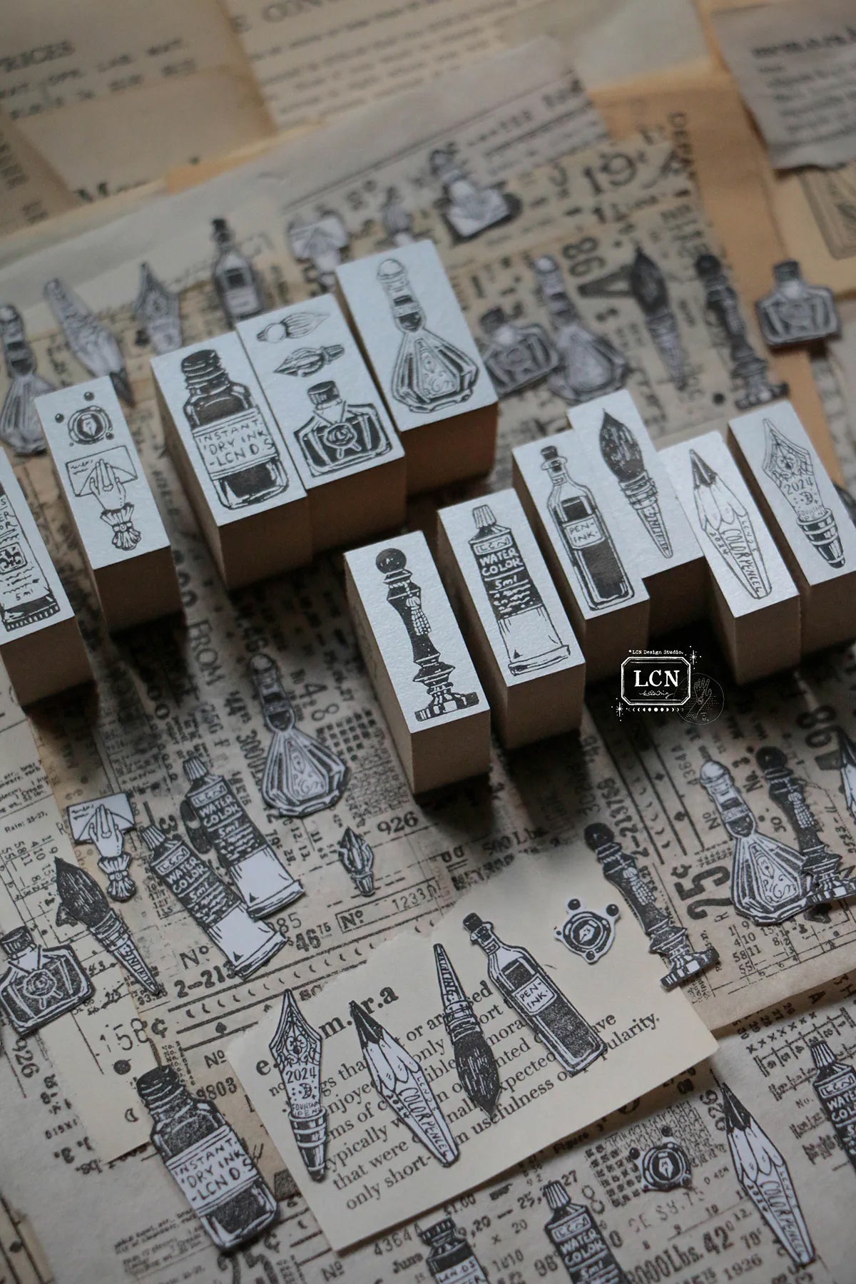 LCN Design Studio: On the Desk Stamps Set