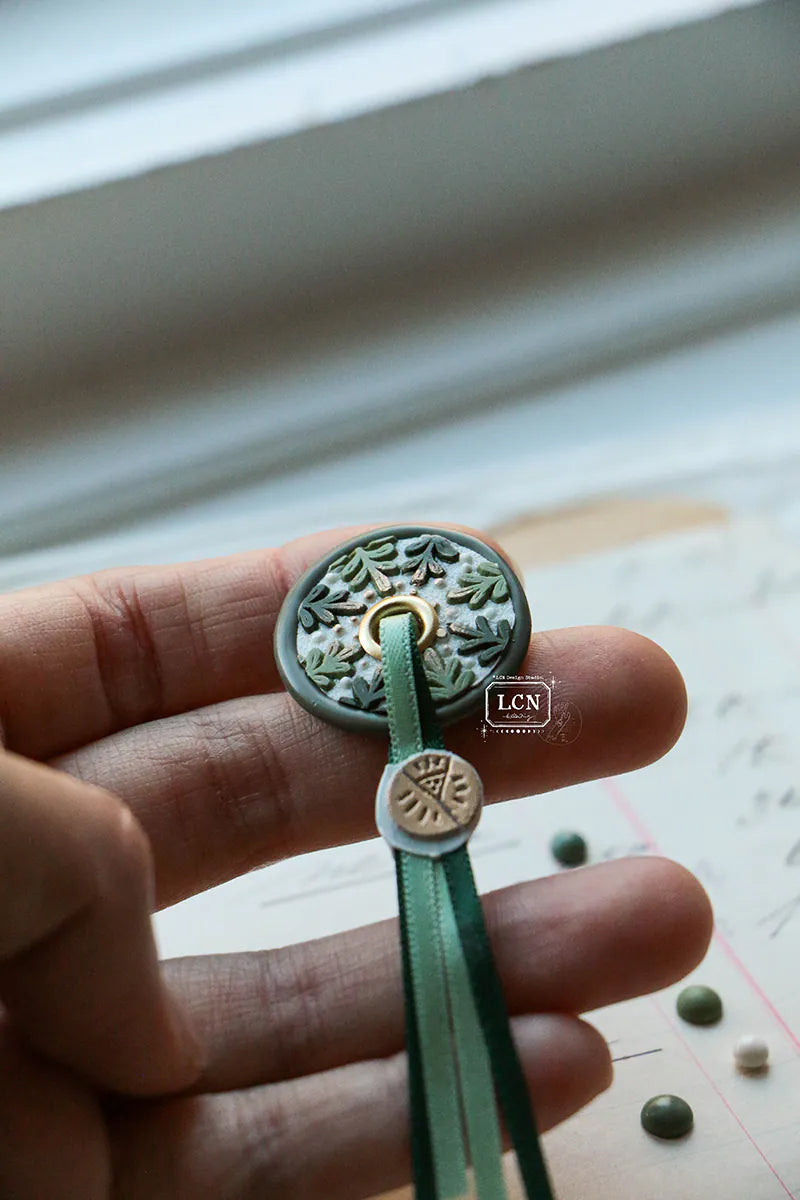 LCN Design Studio: Round Leaf Frame Wax Seal Stamps