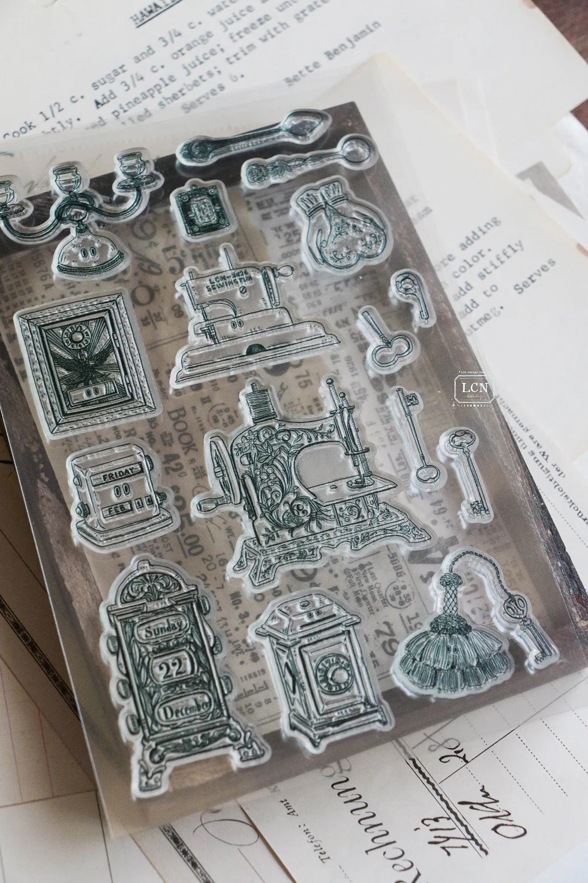 LCN Design Studio: Treasure Hunt Acrylic Stamps Set