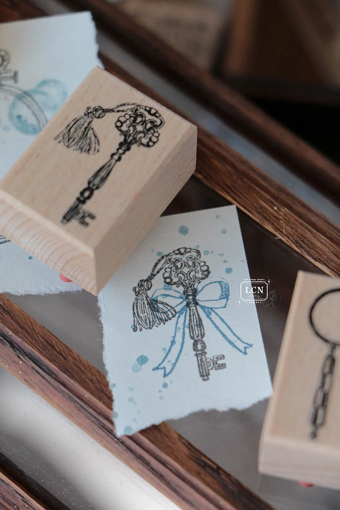 LCN Design Studio: Skeleton Key Stamp