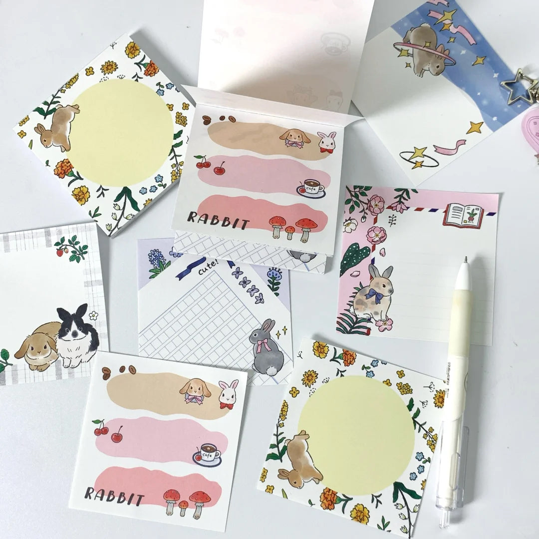 Lacreme Memo Pad: Playful Bunnies