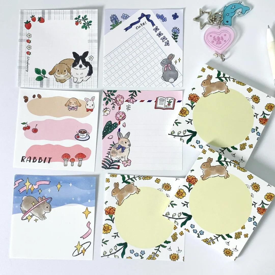 Lacreme Memo Pad: Playful Bunnies