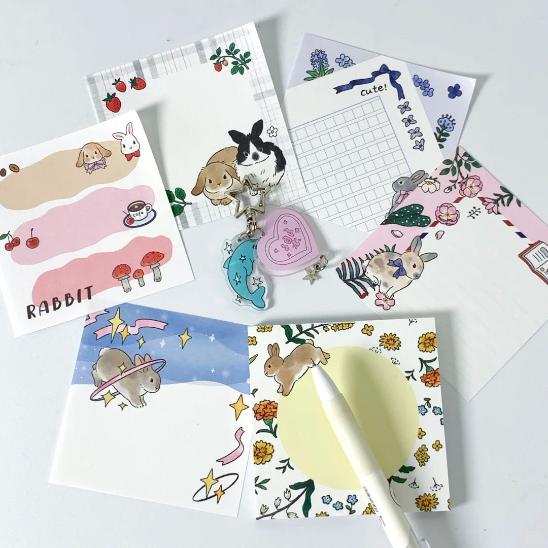 Lacreme Memo Pad: Playful Bunnies