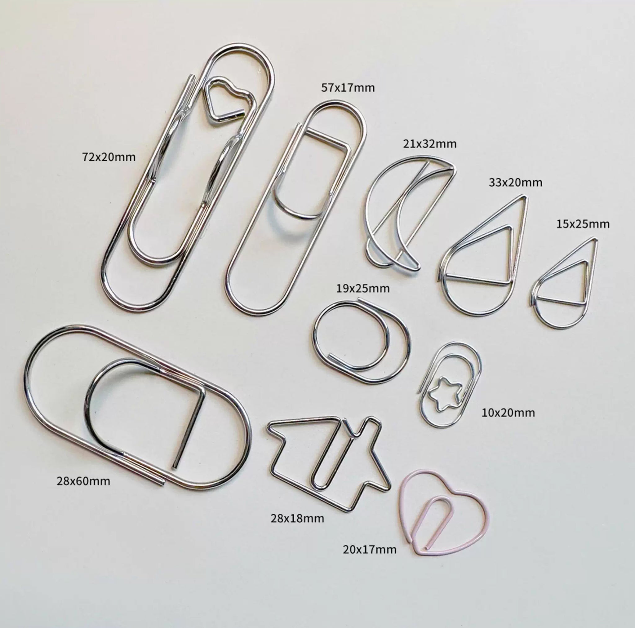 Neinei Illustration: Assorted Paper Clips