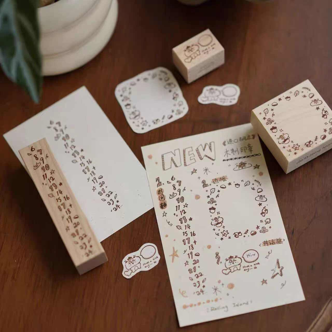 Rolling Island Rubber Stamp: Autumn Frame