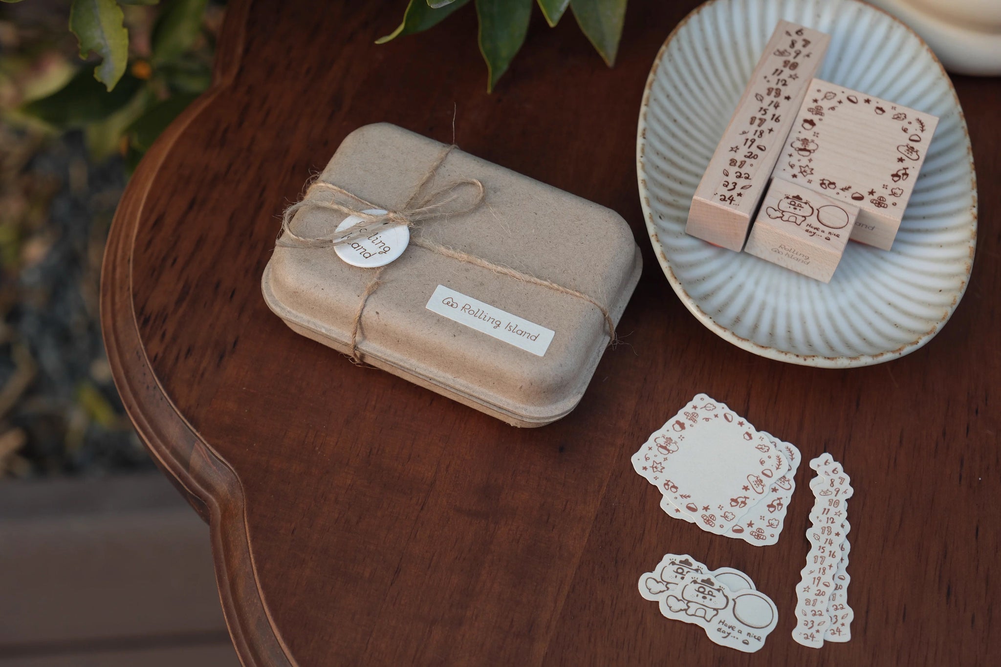 Rolling Island Rubber Stamp: Autumn Frame