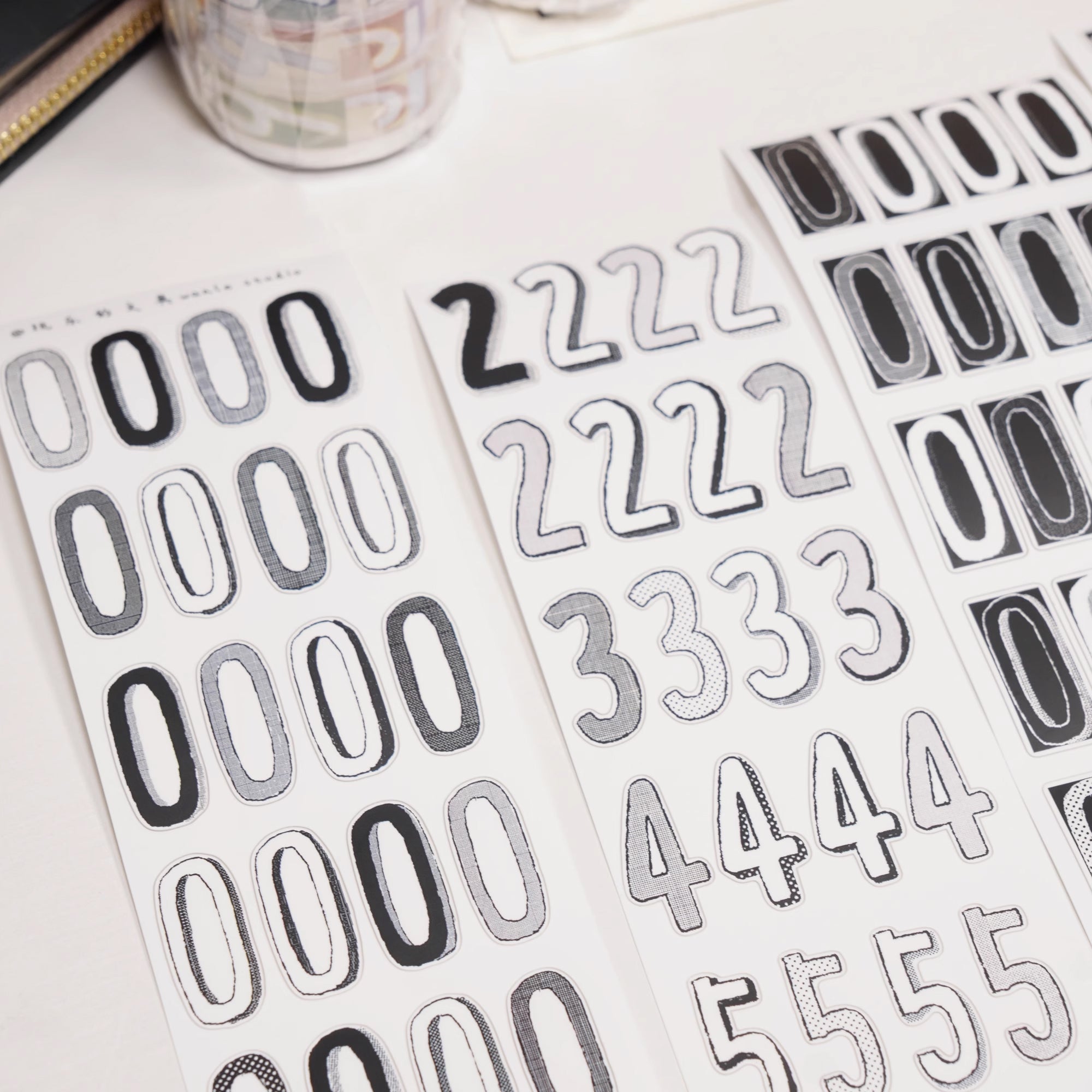 Wanle Studio Masking Tape: Long Numbers