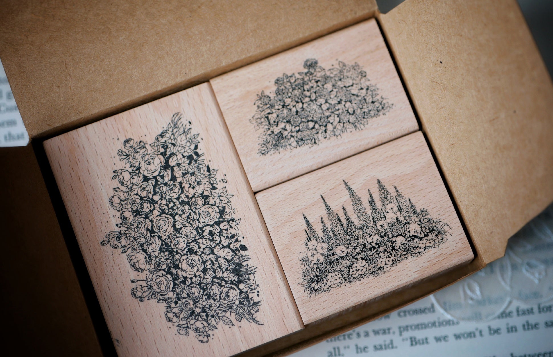 Benchu Studio: Flower Bush Stamps Set