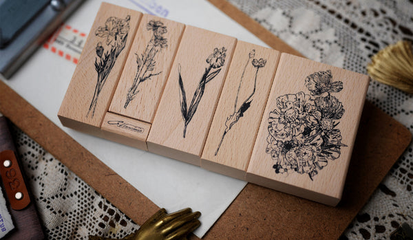 Benchu Studio: Flower Illustration Stamps Set