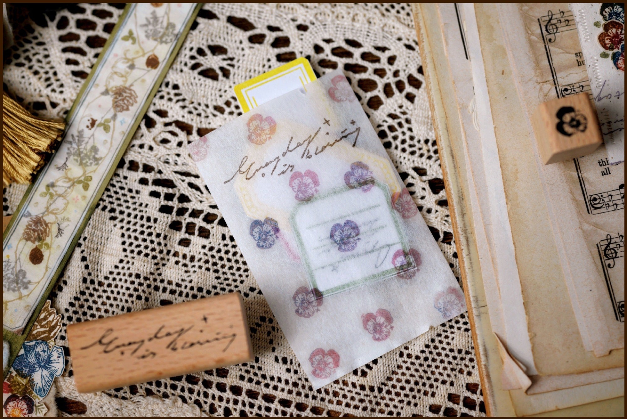Benchu Studio: Flowers and Foliage Stamps Set