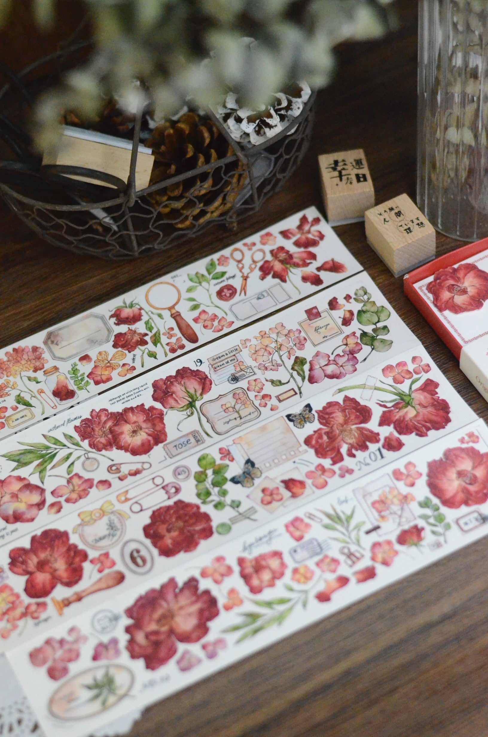 Xiaobai's House Masking Tape: Red Roses