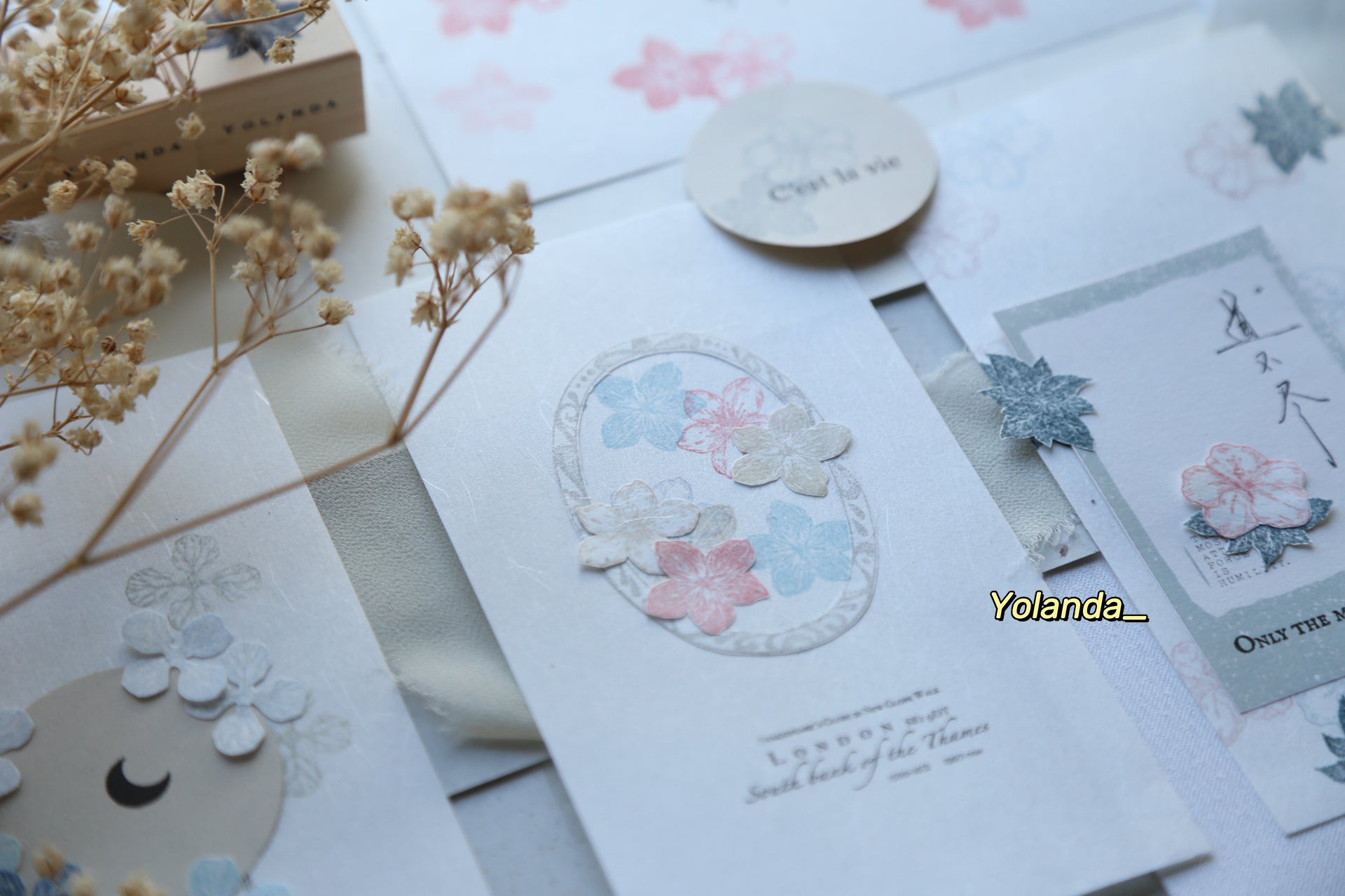 Yolanda Design Stamps Set: Small Flowers