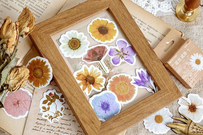 Pressed Flowers Box Stickers Set